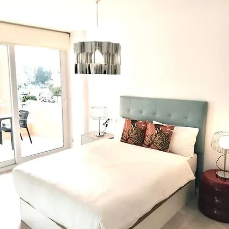 Veramar - Terrace, Pool & Parking By 10tosea *