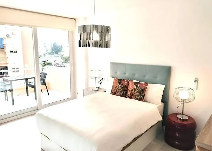 Veramar - Terrace, Pool & Parking By 10tosea *